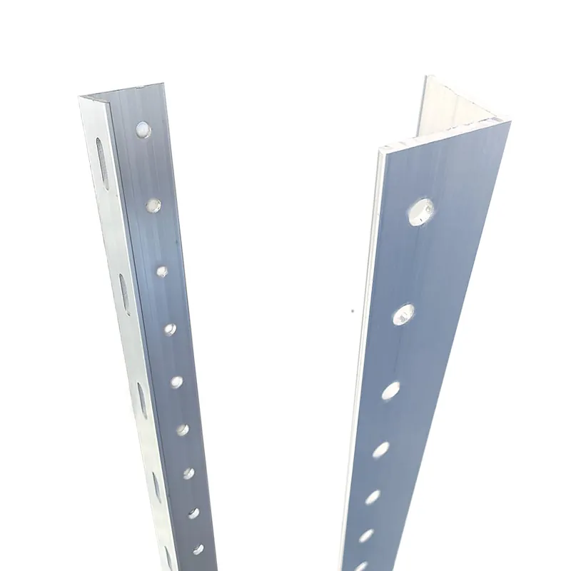 Perfil L Aluminio con agujeros 250cm Promoción